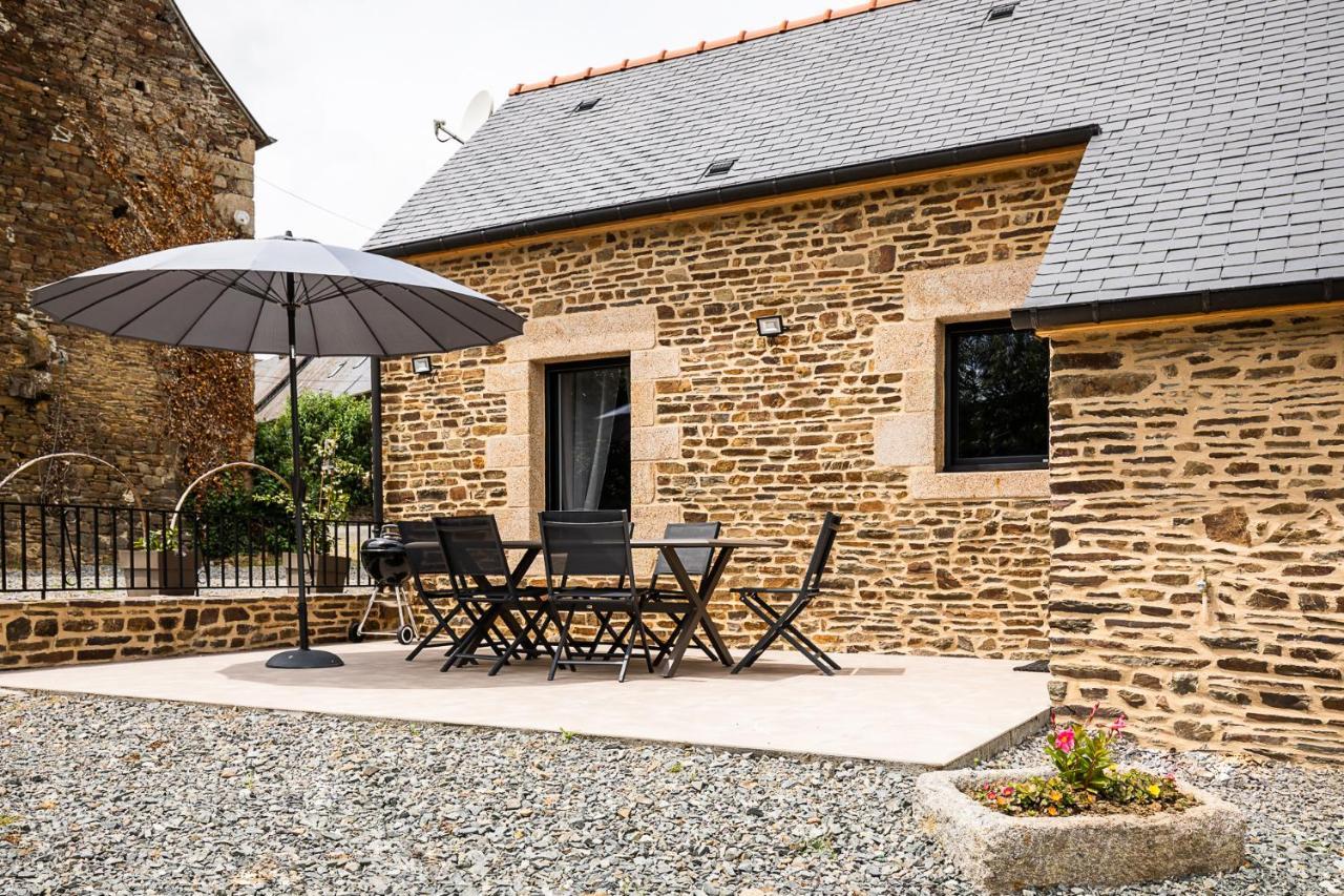 Les Prairies Du Mont -La Vallee Saint Pierre Sougeal Exterior photo